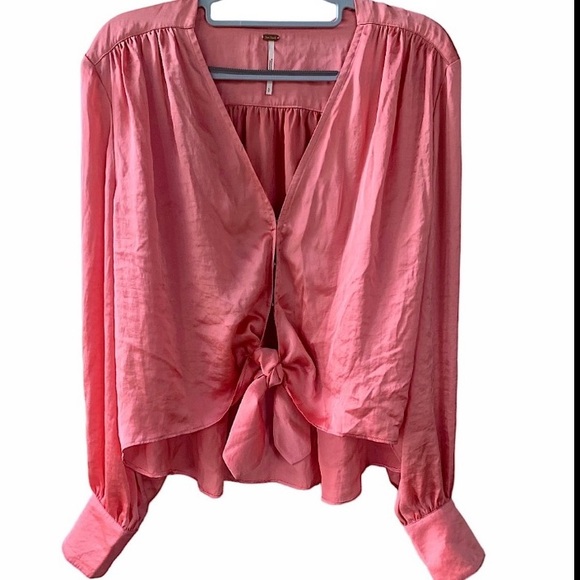 Free People Party Crasher Satin Top in Coral. Size Small. NWOT - Picture 3 of 6